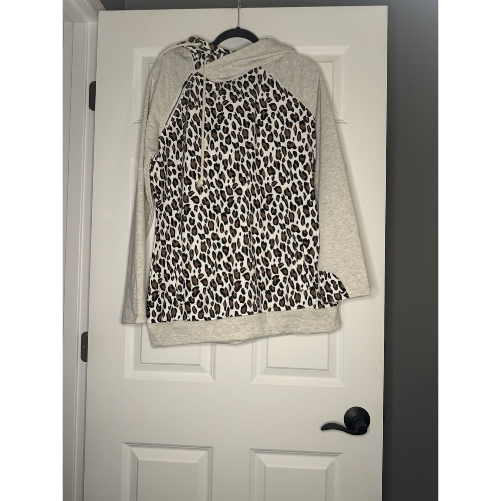 Vanilla Bay Double Hooded Pullover Sweatshirt Xl Gray White  Animal Print Nwt 48